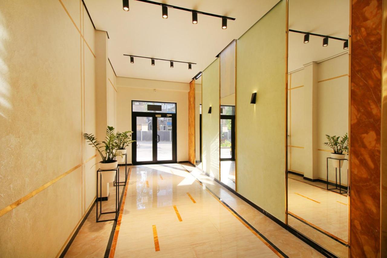 Apartment New And Cozy In The Area! 5 Almaty